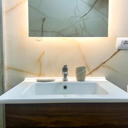 아파트 Gloria Superior 827 *